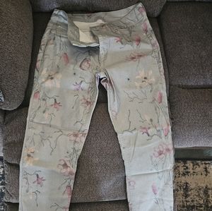 EVERYTHING MUST GO - MOVING! NWOT Lascana Sage Green Floral Ankle Jean / Sz. 8